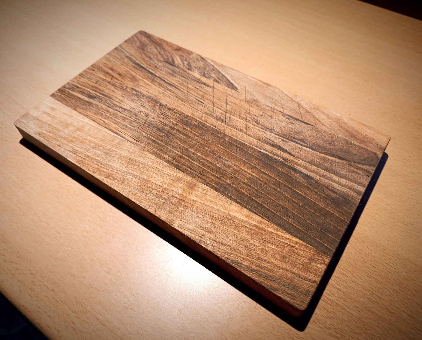 Schneidebrett aus FSC® Nussbaum Holz - 30 x 18 x 2 cm