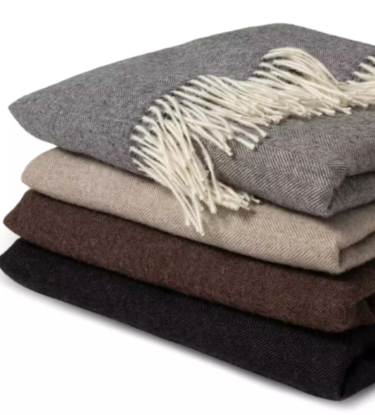 Alpaca bedspread HERRINGBONE made of 100% alpaca
