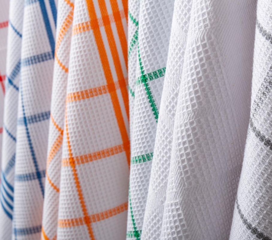 Classic cotton kitchen towel "WAFFELPIQUÉ KARO"
